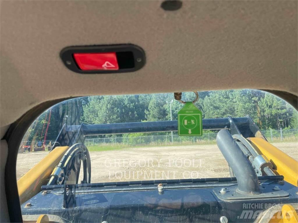 CAT 299D3 Chargeuse sur chenilles