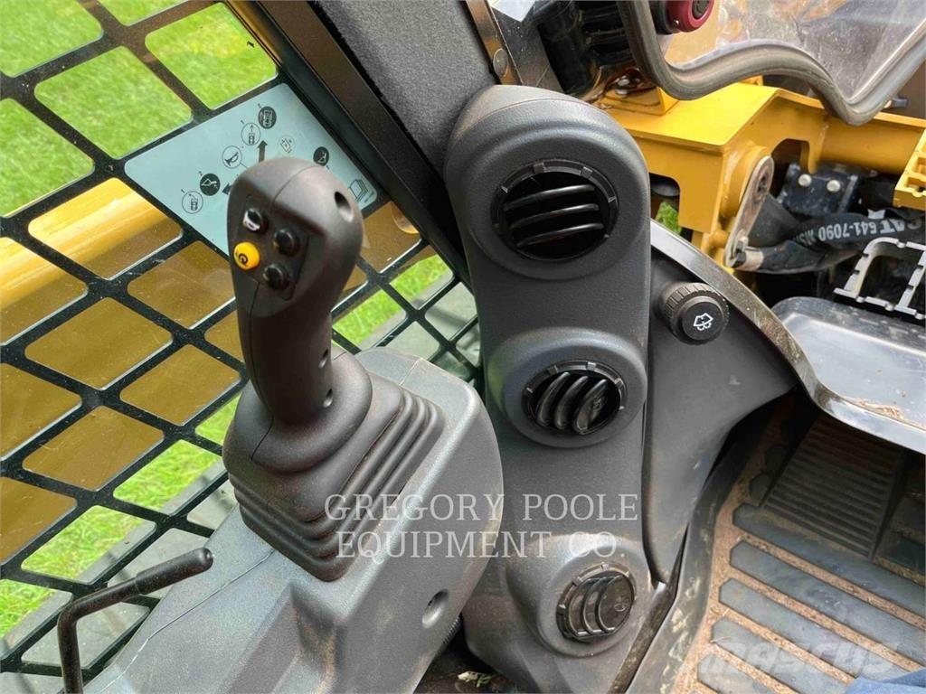 CAT 299D3 Chargeuse sur chenilles