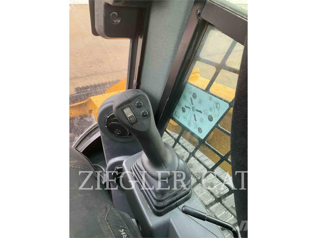 CAT 299D3 Chargeuse sur chenilles