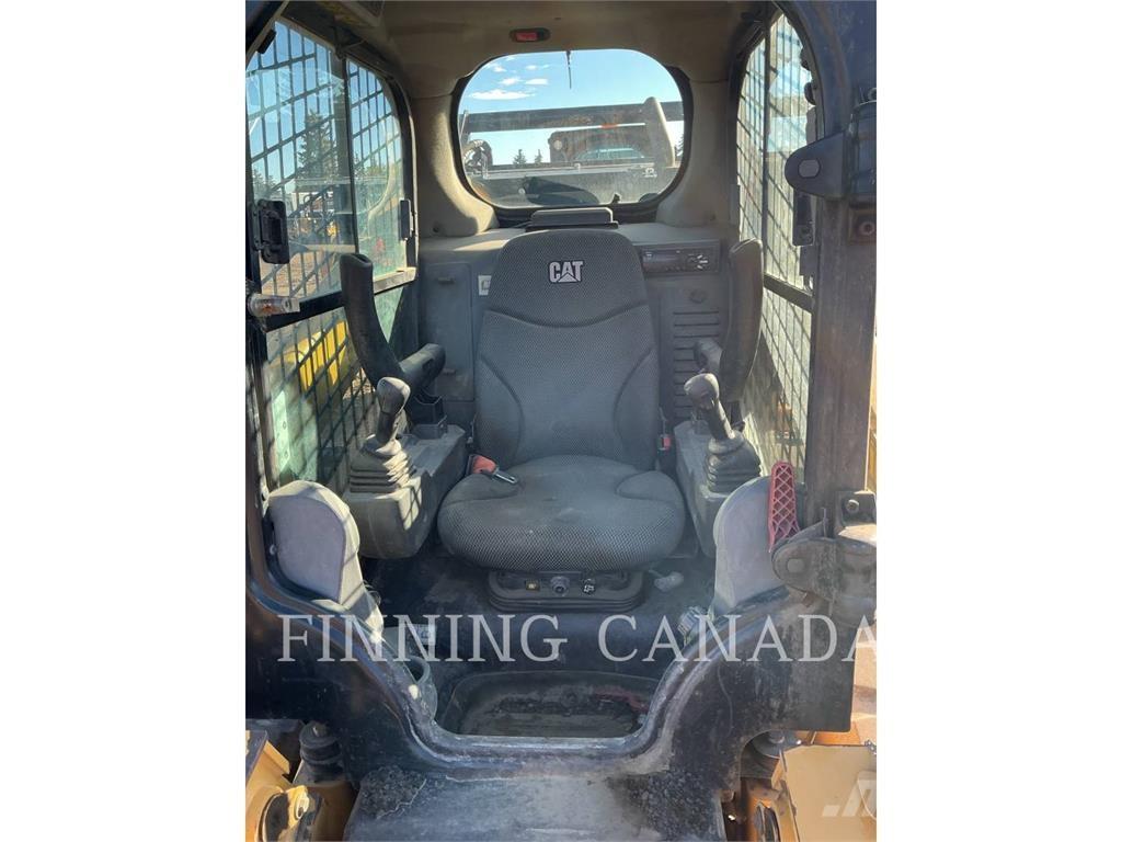 CAT 299D3 Chargeuse sur chenilles