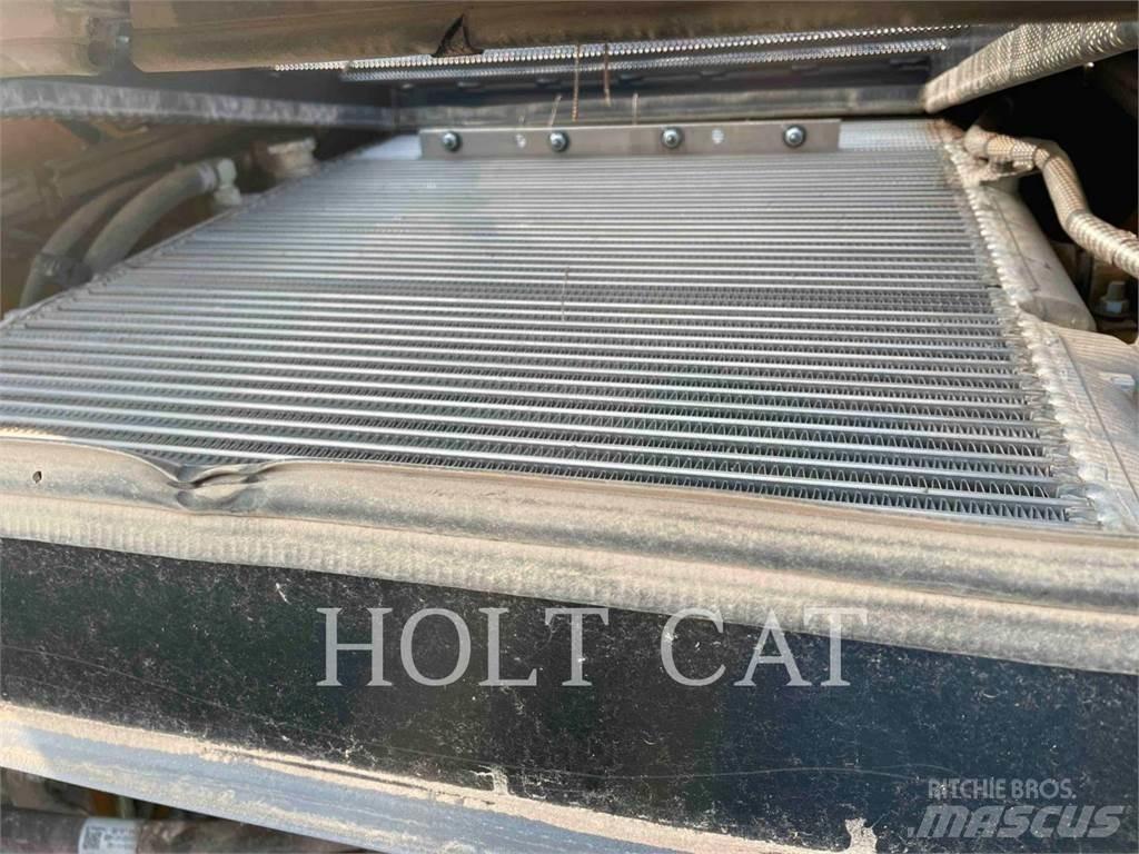 CAT 299D3_XPS Chargeuse sur chenilles