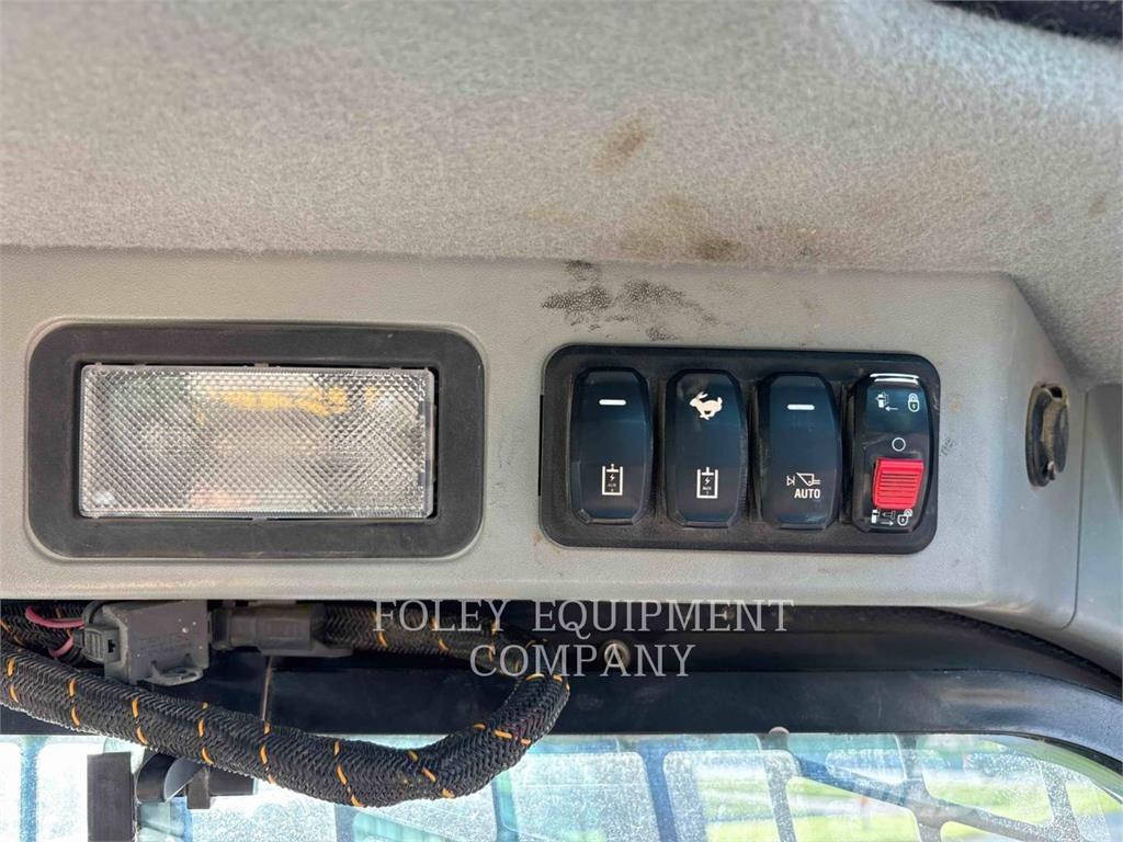 CAT 299D3XPS2C Chargeuse compacte