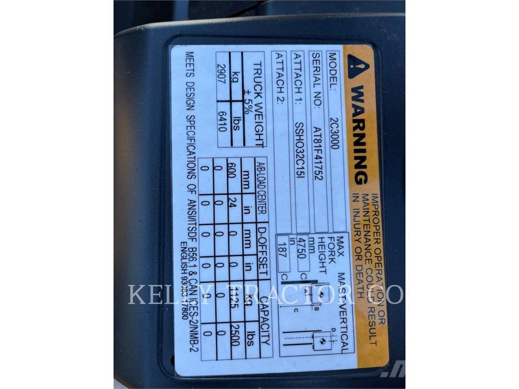 CAT 2C3000 Autres Chariots élévateurs