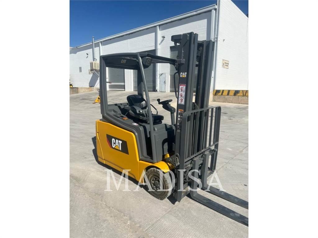 CAT 2ET3000 Autres Chariots élévateurs