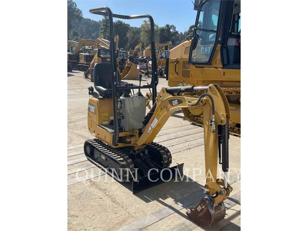 CAT 300.9D Pelle sur chenilles