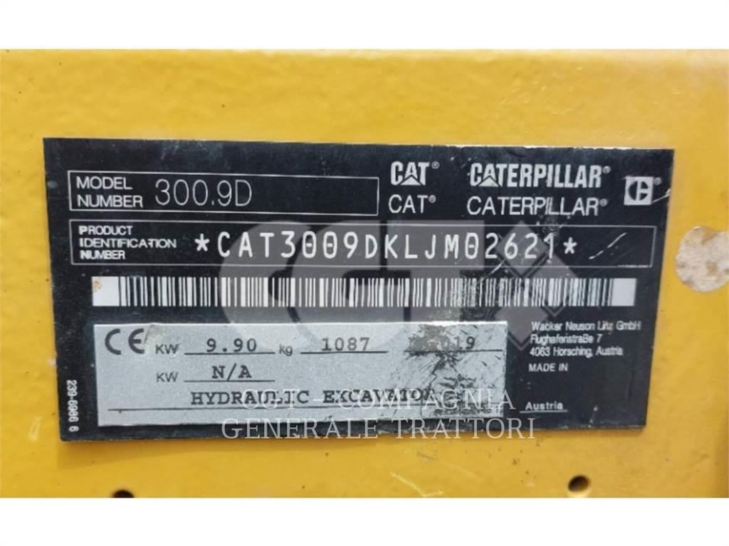 CAT 300.9D Pelle sur chenilles
