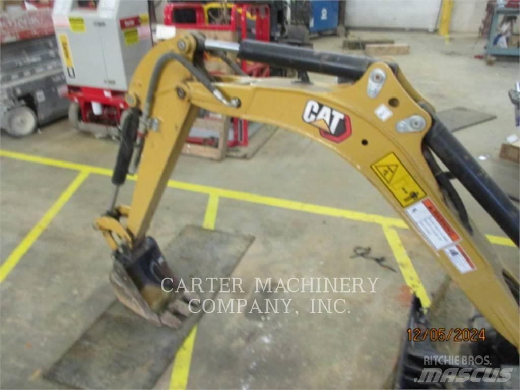 CAT 300.9D Pelle sur chenilles