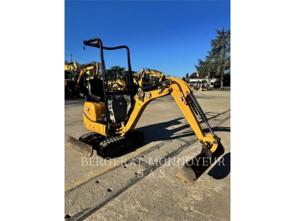 CAT 300.9D Pelle sur chenilles