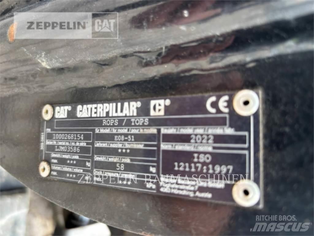 CAT 300.9D Pelle sur chenilles