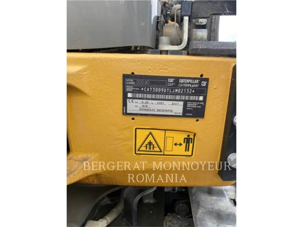 CAT 300.9D Pelle sur chenilles