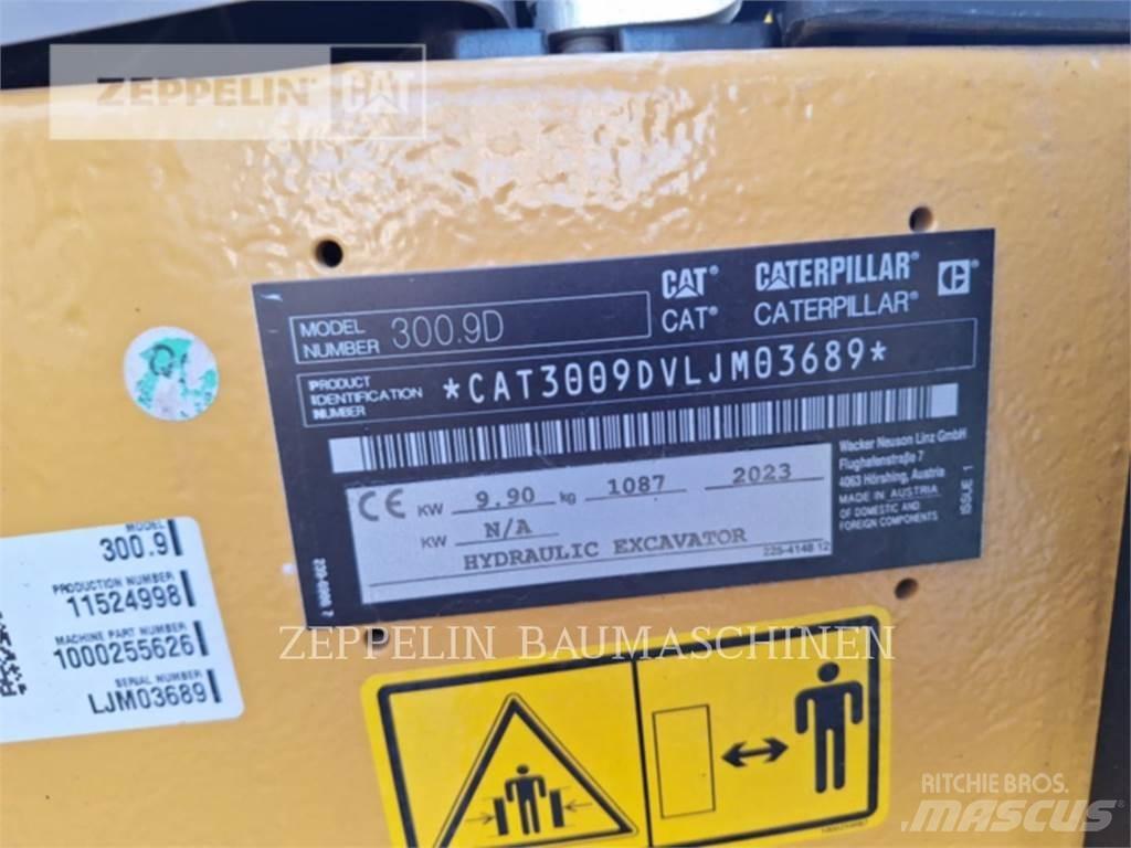 CAT 300.9D Pelle sur chenilles
