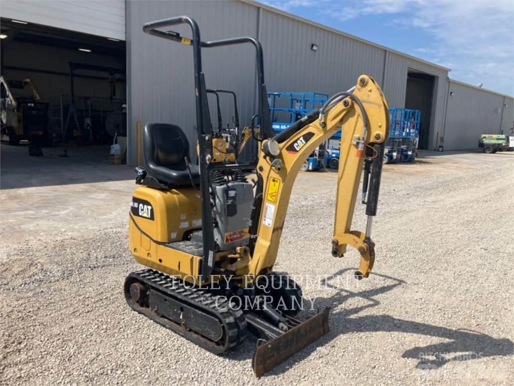 CAT 300.9DSO Pelle sur chenilles