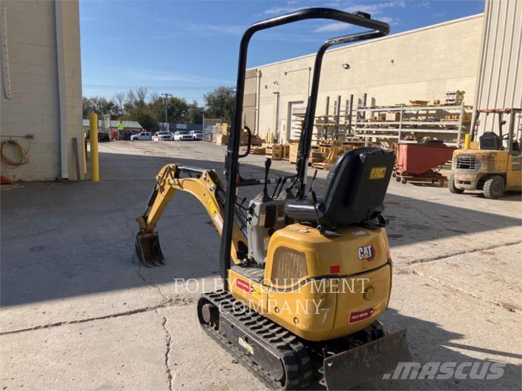 CAT 300.9DSO Pelle sur chenilles