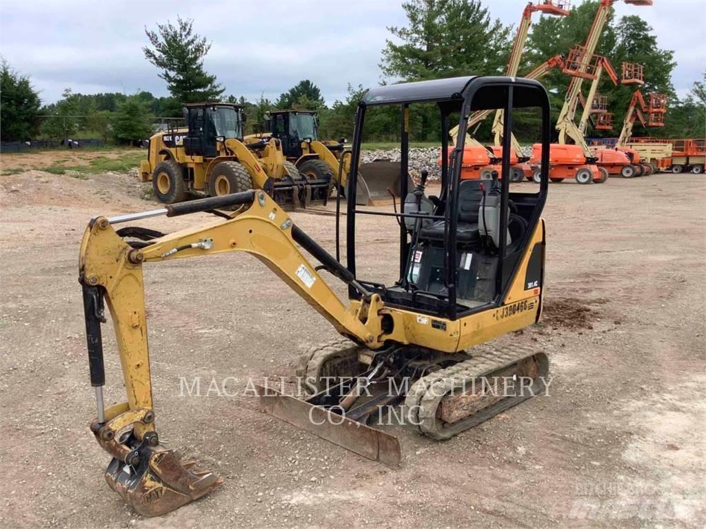 CAT 301.4C Pelle sur chenilles