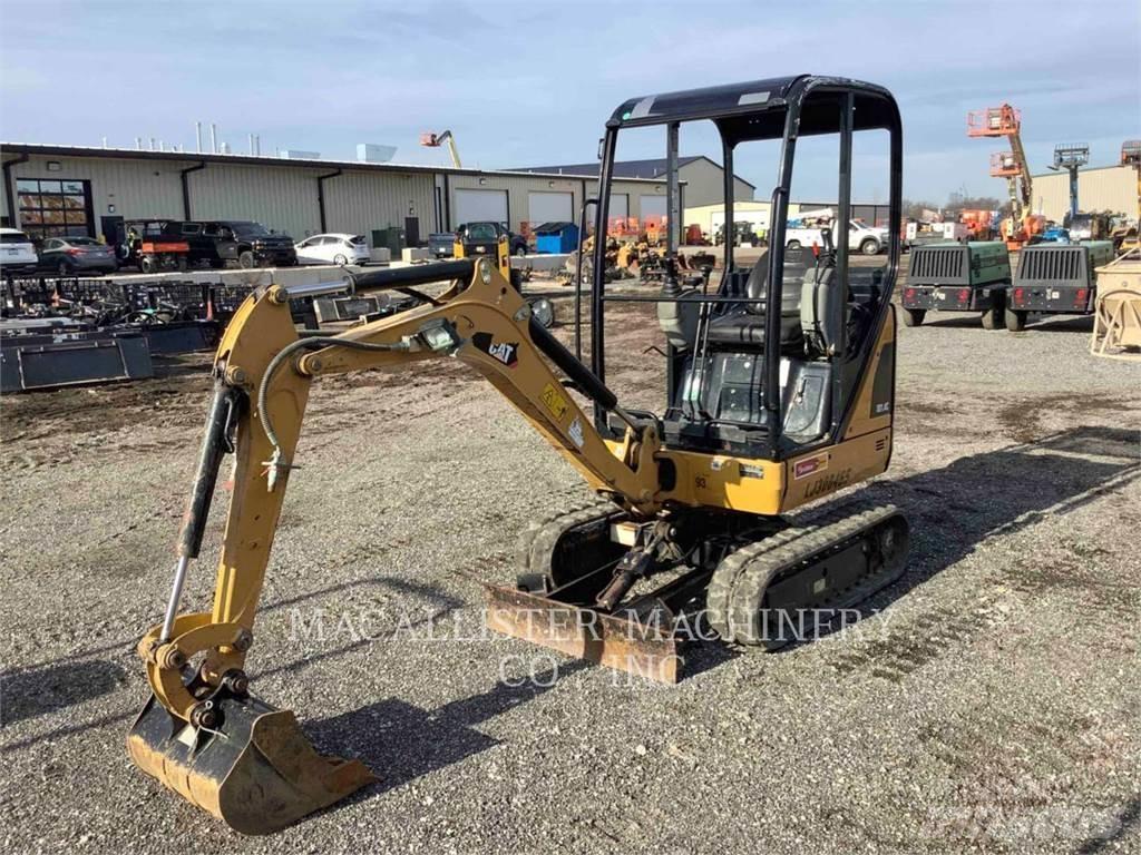 CAT 301.4C Pelle sur chenilles