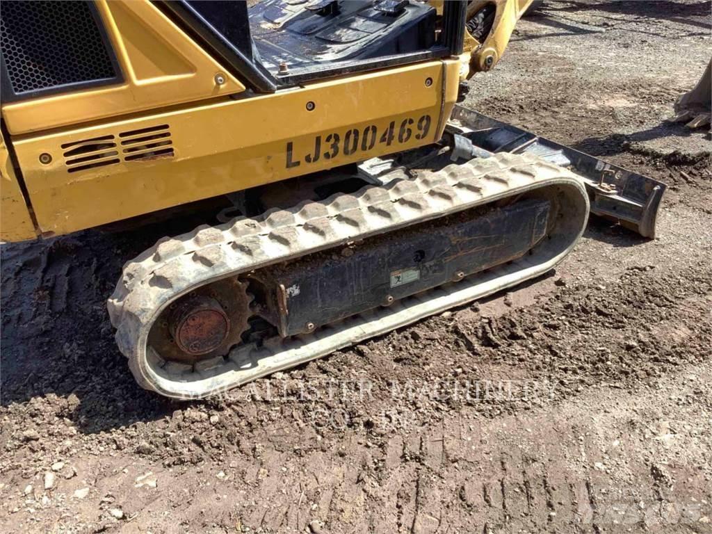 CAT 301.4C Pelle sur chenilles
