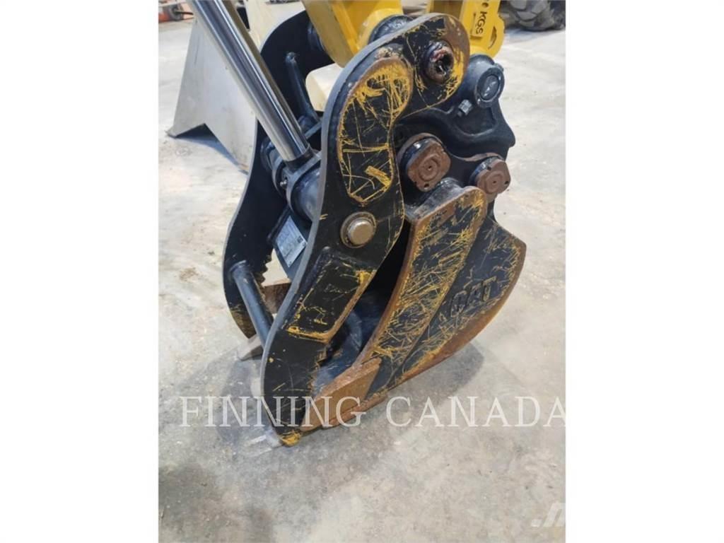 CAT 301.5-05 Pelle sur chenilles