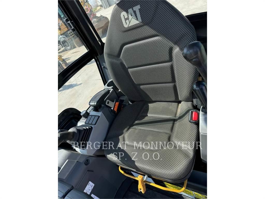 CAT 301.6 Pelle sur chenilles