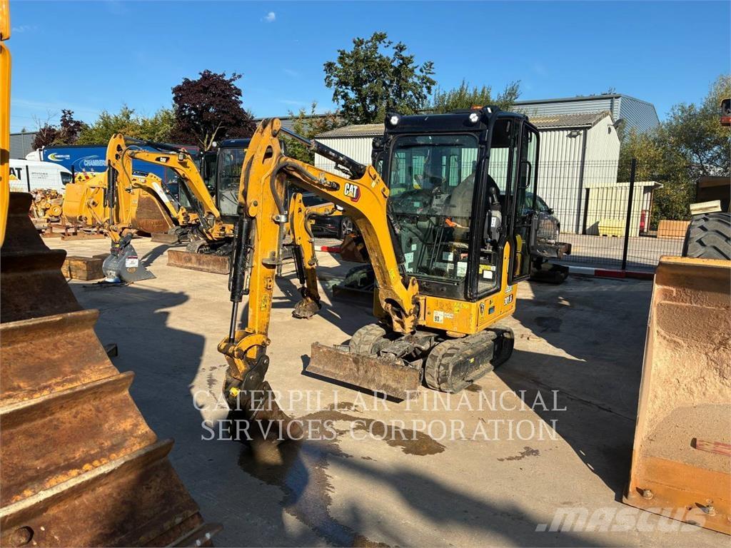 CAT 301.6-05 Pelle sur chenilles