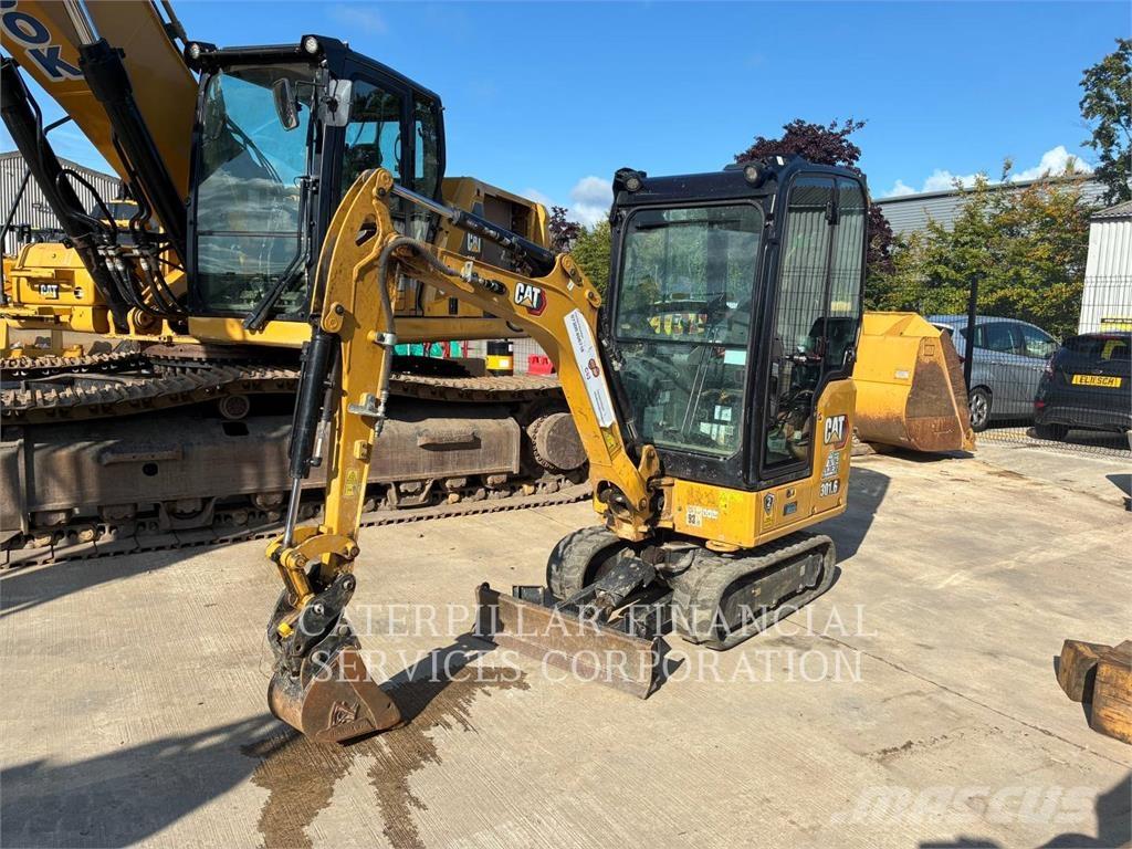 CAT 301.6-05 Pelle sur chenilles
