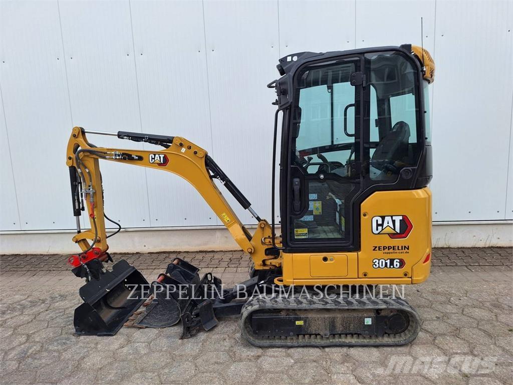 CAT 301.6-05A Pelle sur chenilles