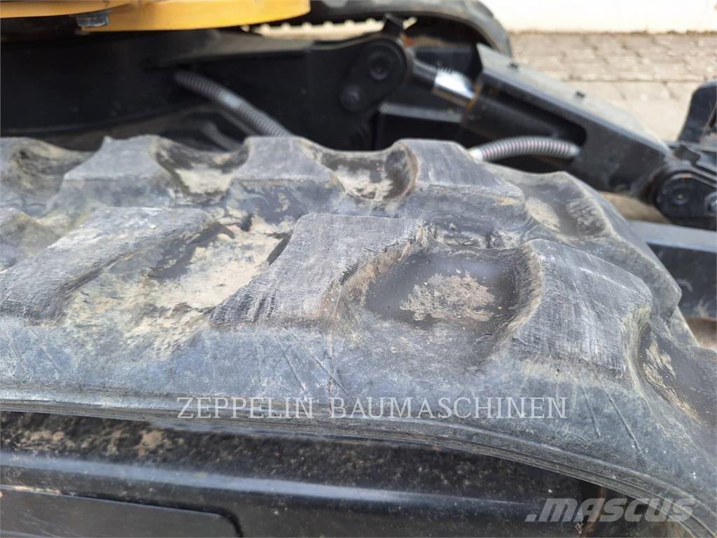 CAT 301.6-05A Pelle sur chenilles
