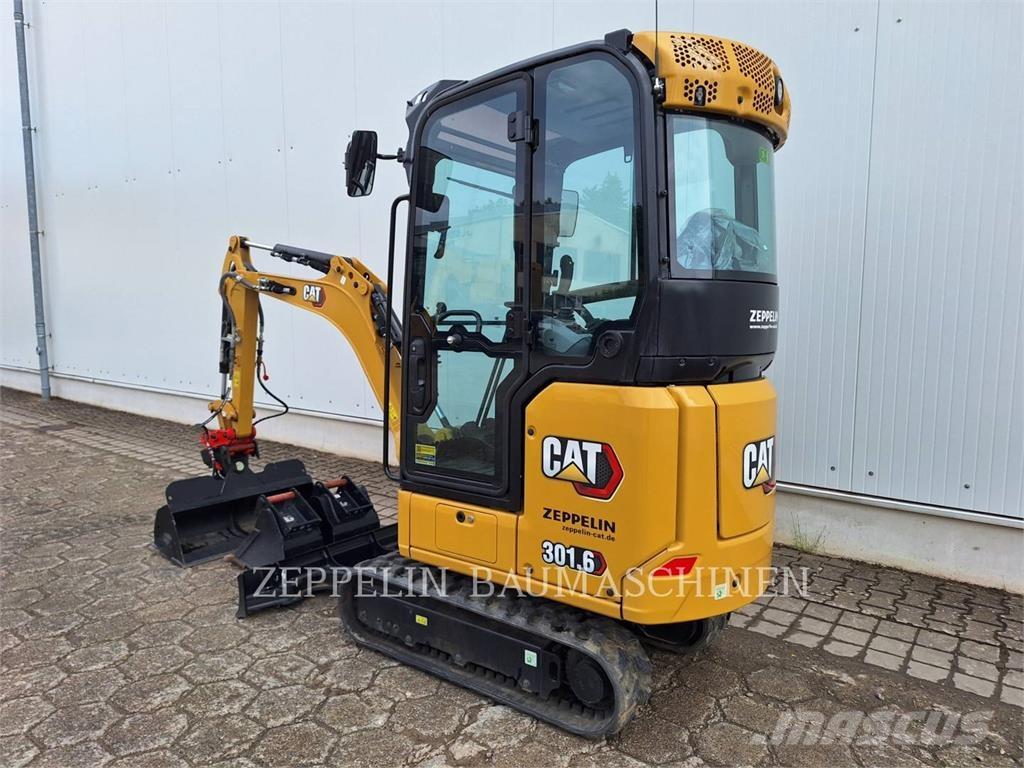 CAT 301.6-05A Pelle sur chenilles
