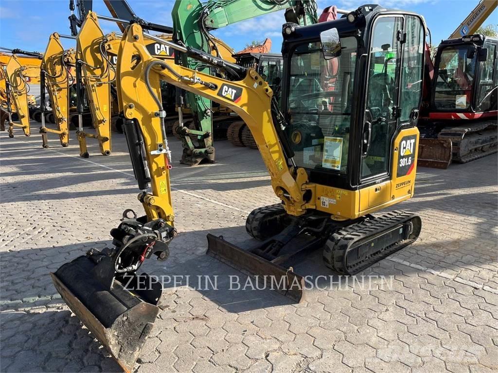 CAT 301.6-05A Pelle sur chenilles