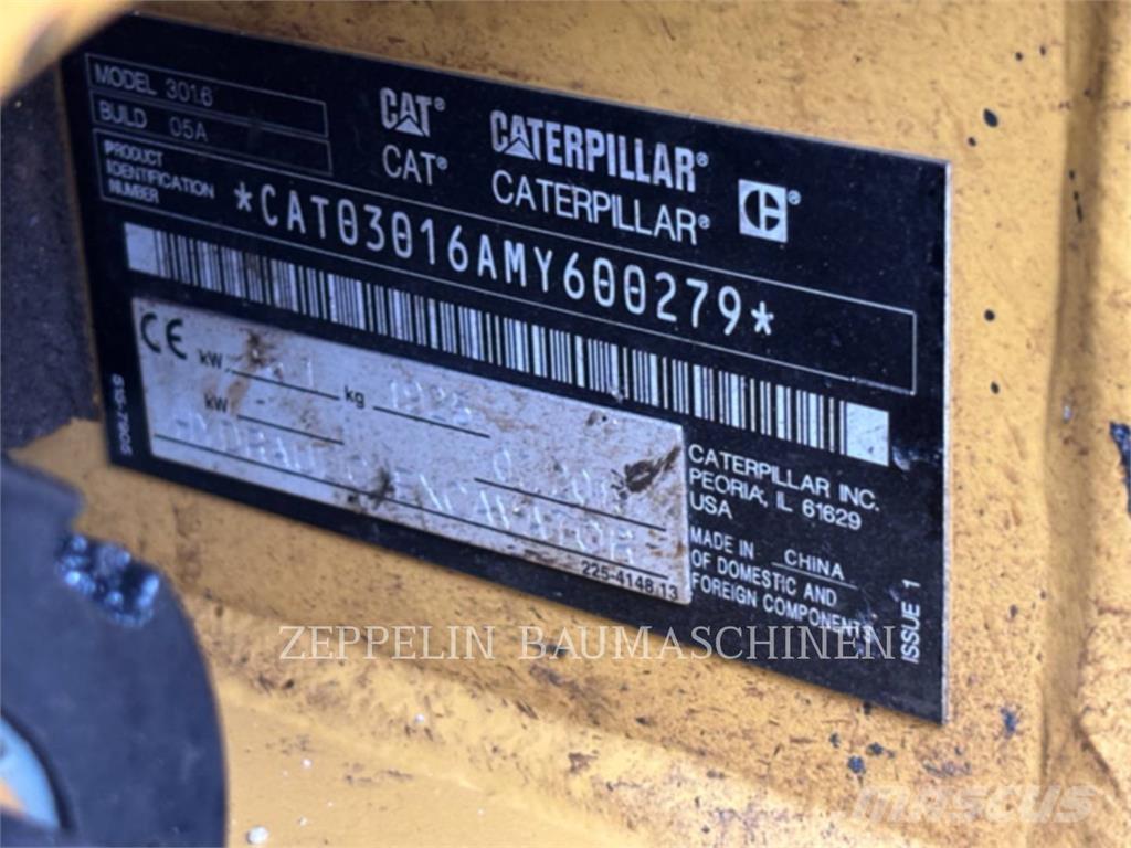 CAT 301.6-05A Pelle sur chenilles
