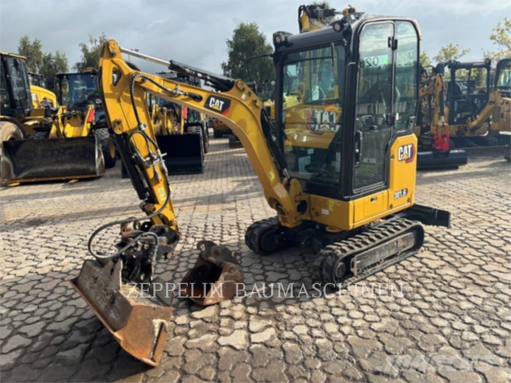 CAT 301.6-05A Pelle sur chenilles