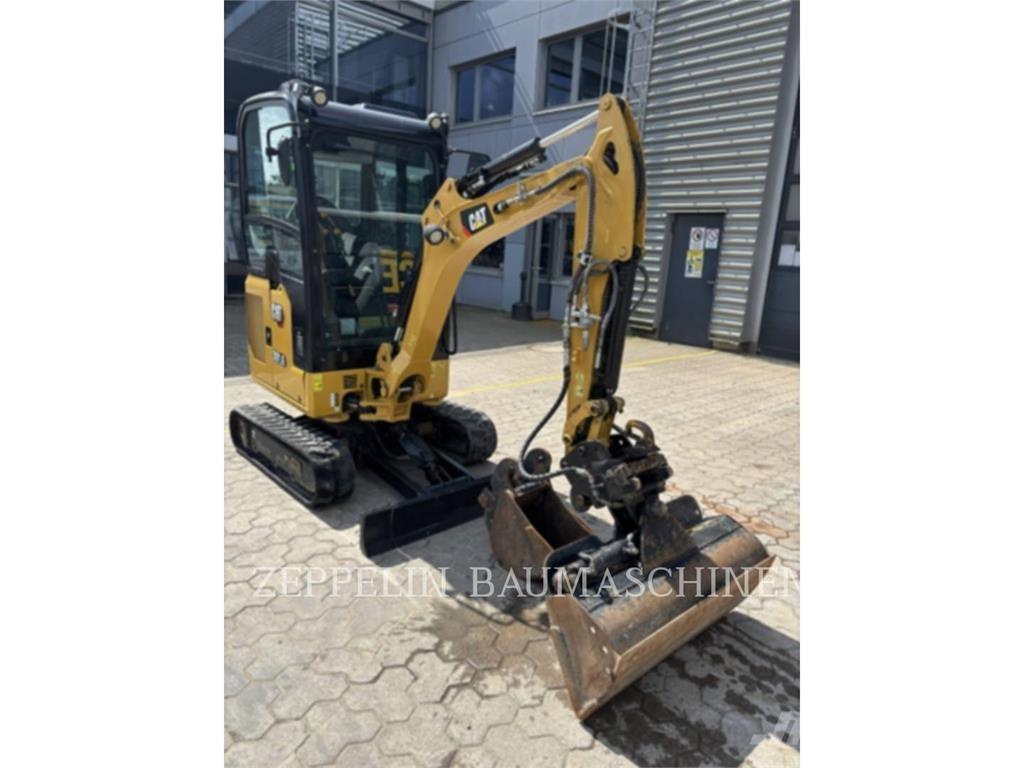CAT 301.6-05A Pelle sur chenilles