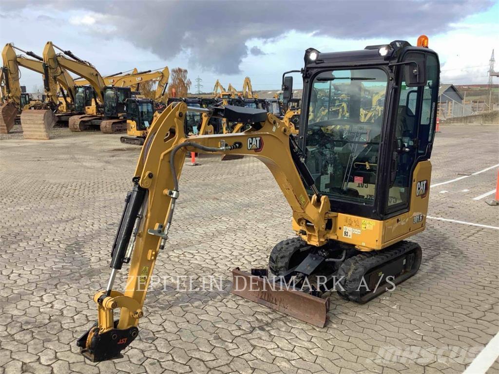 CAT 301.605 Pelle sur chenilles
