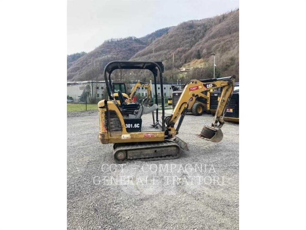 CAT 301.6C Pelle sur chenilles