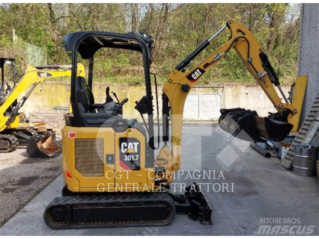 CAT 301.7 Pelle sur chenilles