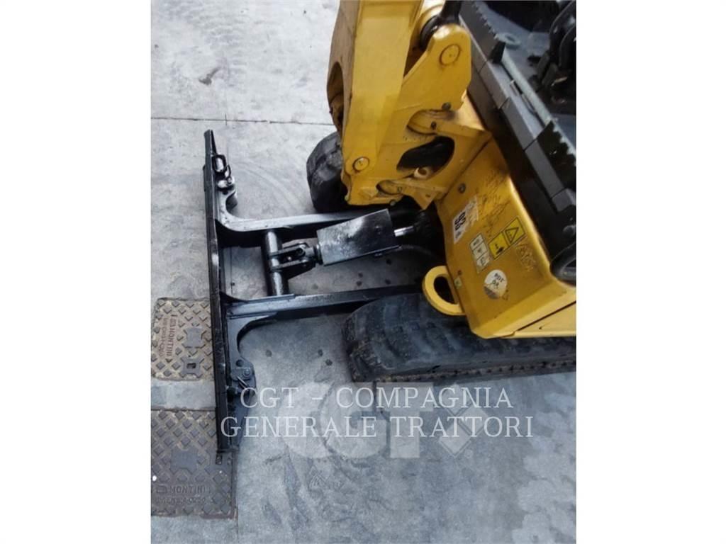 CAT 301.7 Pelle sur chenilles