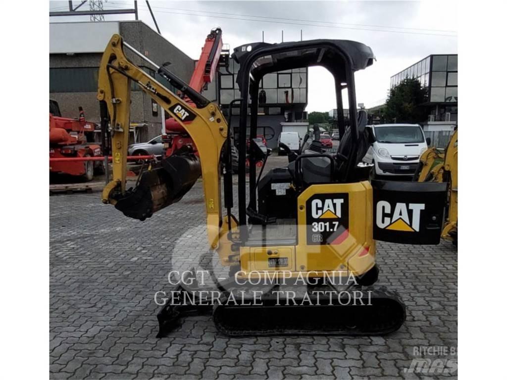 CAT 301.7 Pelle sur chenilles