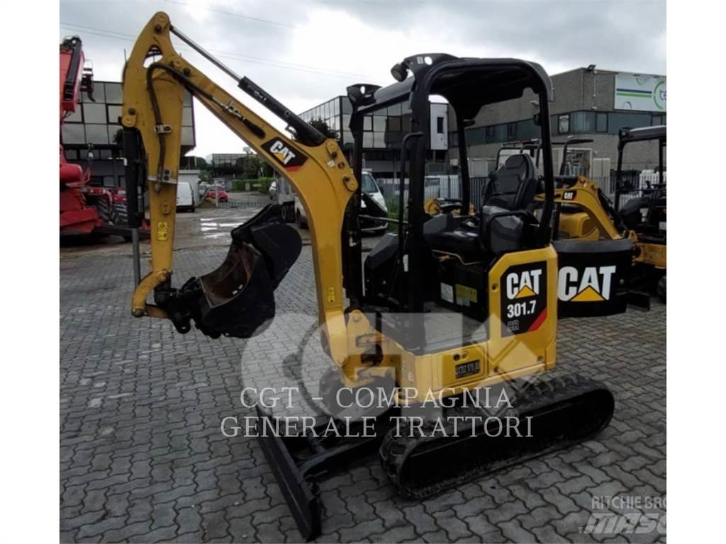 CAT 301.7 Pelle sur chenilles