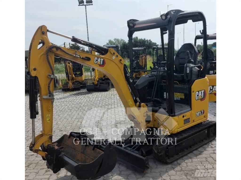 CAT 301.7 Pelle sur chenilles
