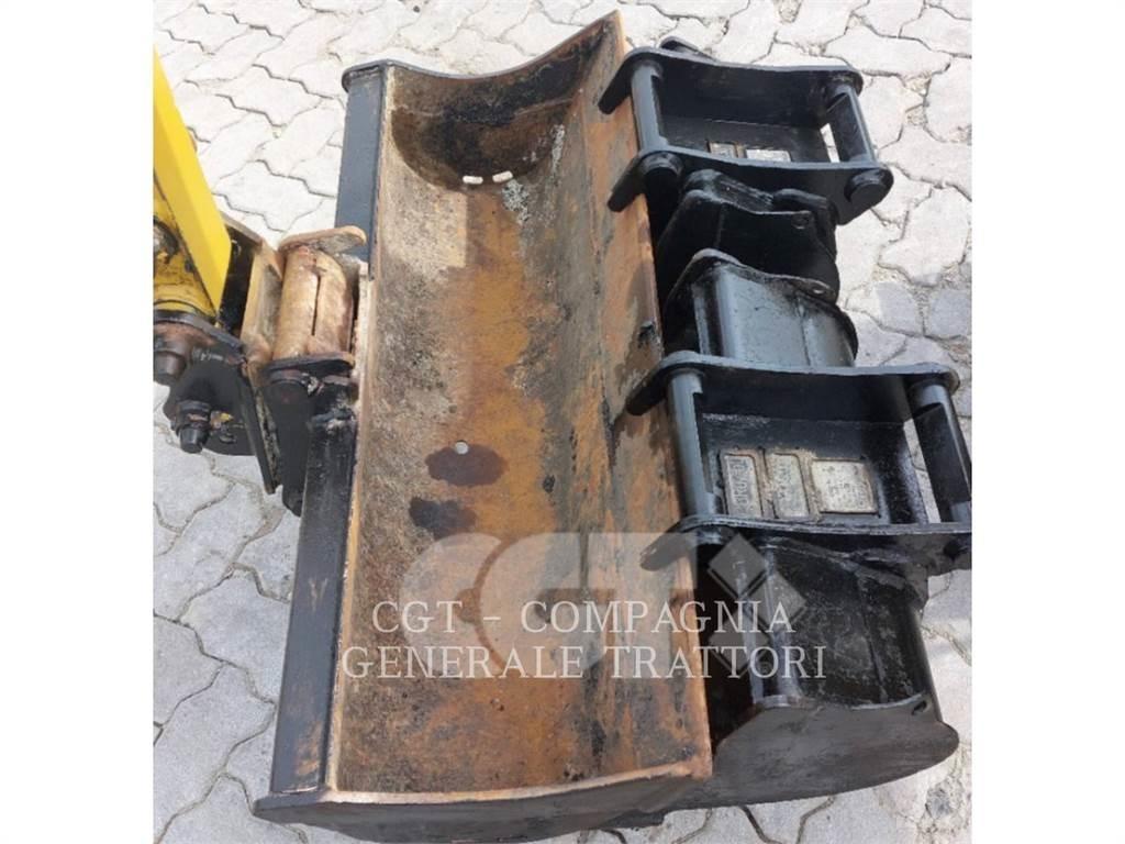 CAT 301.7 Pelle sur chenilles