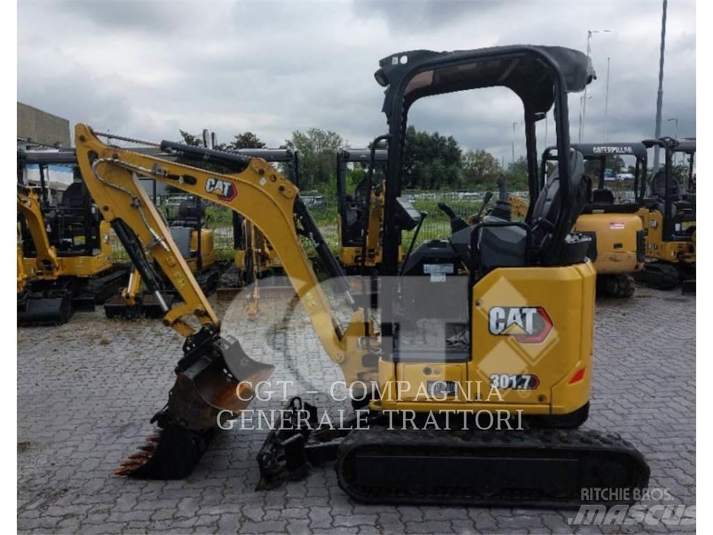 CAT 301.7 Pelle sur chenilles