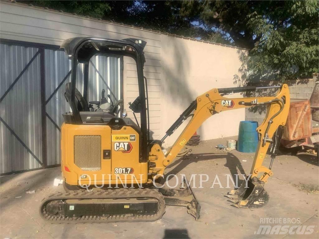 CAT 301.7 Pelle sur chenilles