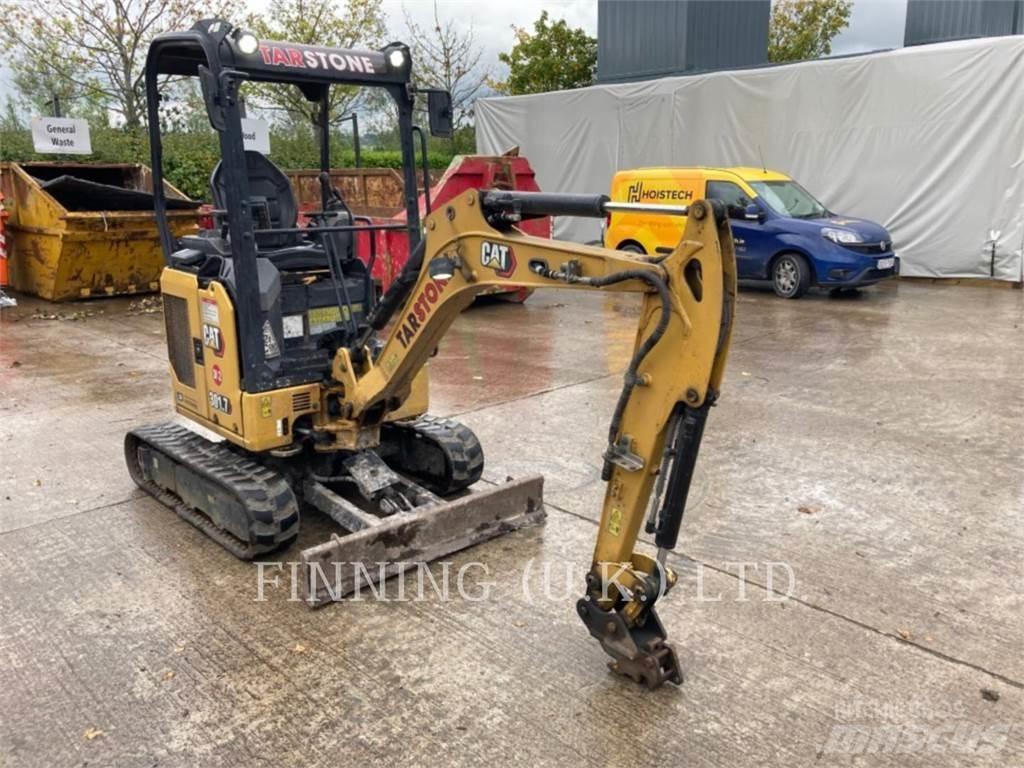CAT 301.7 Pelle sur chenilles