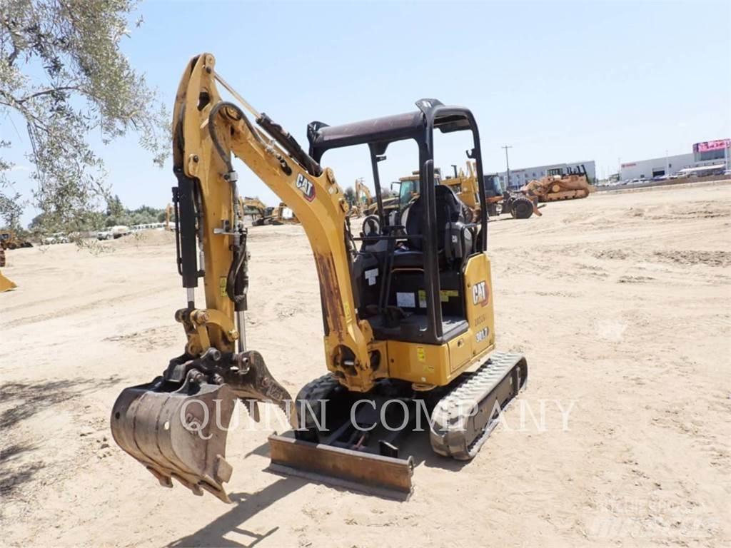 CAT 301.7 Pelle sur chenilles
