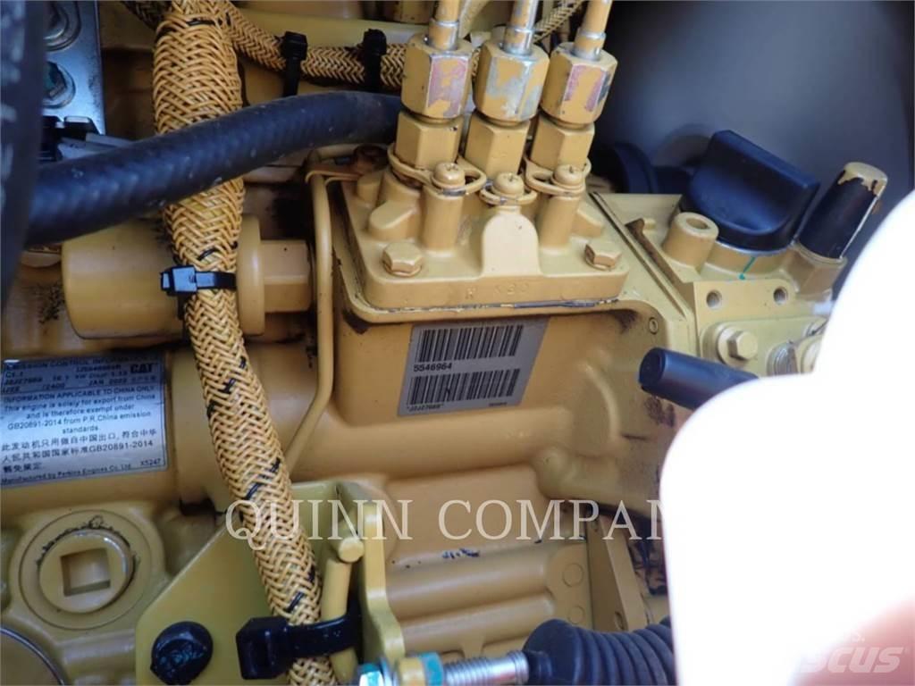 CAT 301.7 Pelle sur chenilles