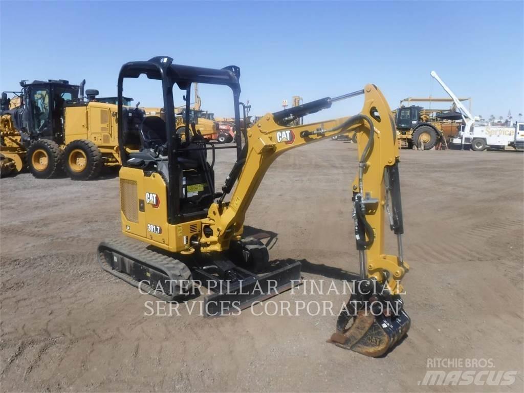 CAT 301.7-05CR Pelle sur chenilles