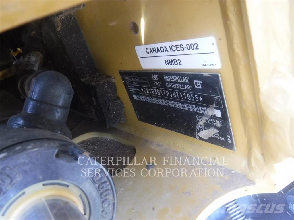 CAT 301.7-05CR Pelle sur chenilles