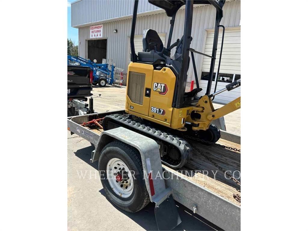 CAT 301.7 C1 Pelle sur chenilles