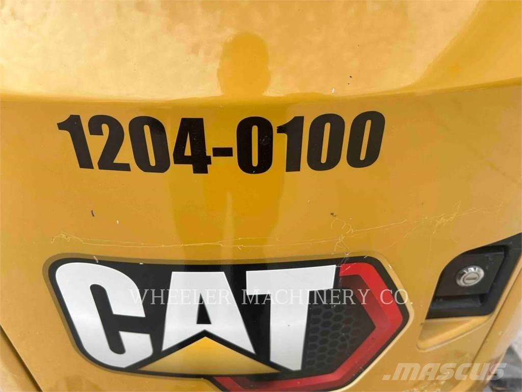 CAT 301.7 C1 Pelle sur chenilles
