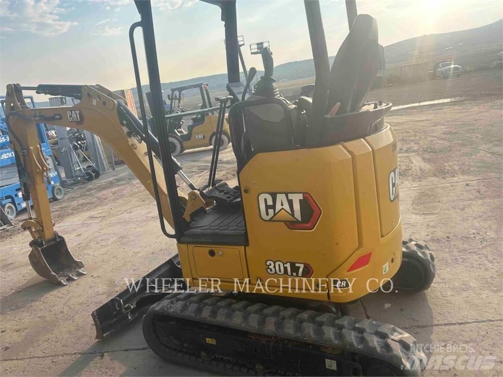CAT 301.7 C1 Pelle sur chenilles
