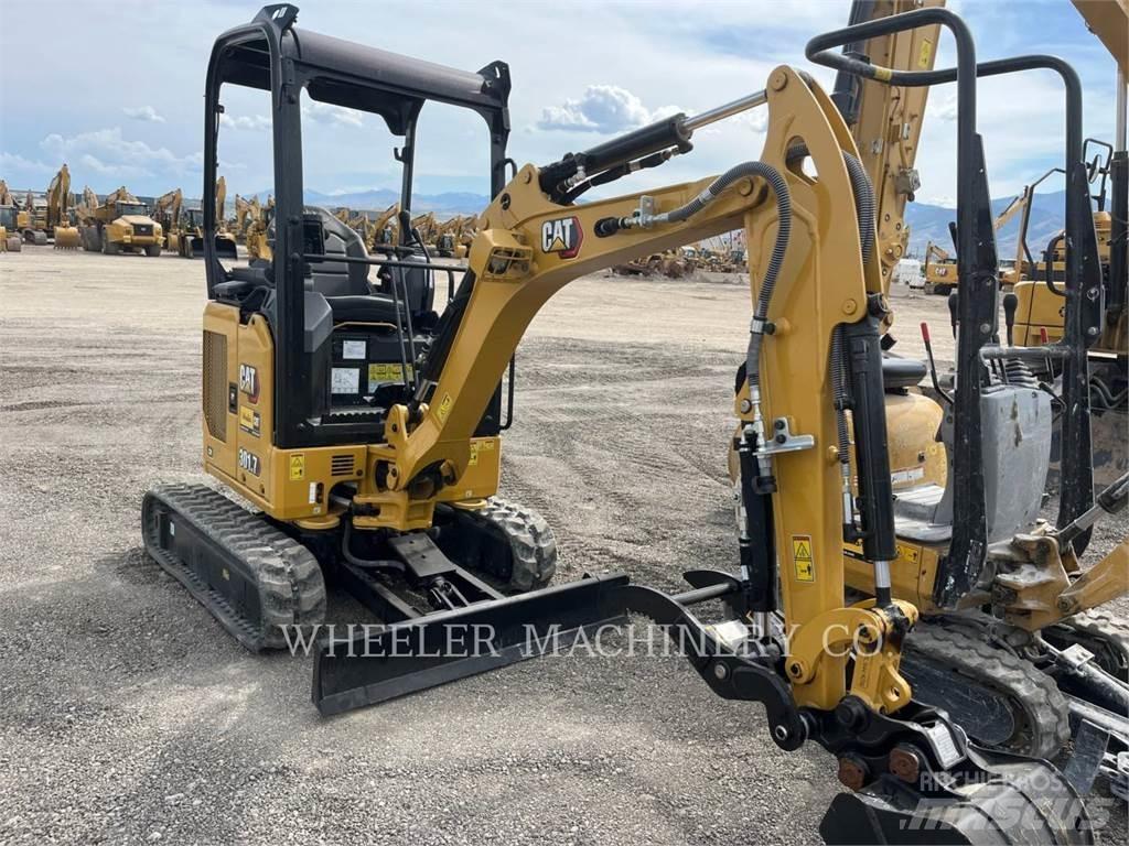 CAT 301.7 C1TH Pelle sur chenilles